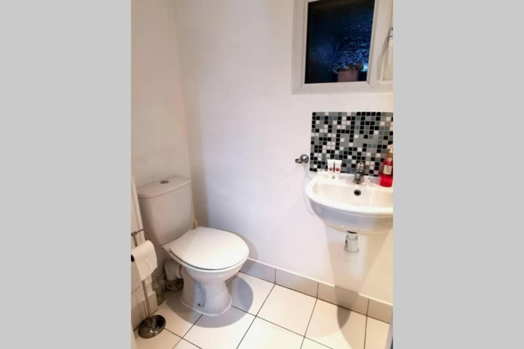 Private Comfortable Guest Suite - Nottingham Kültér fotó